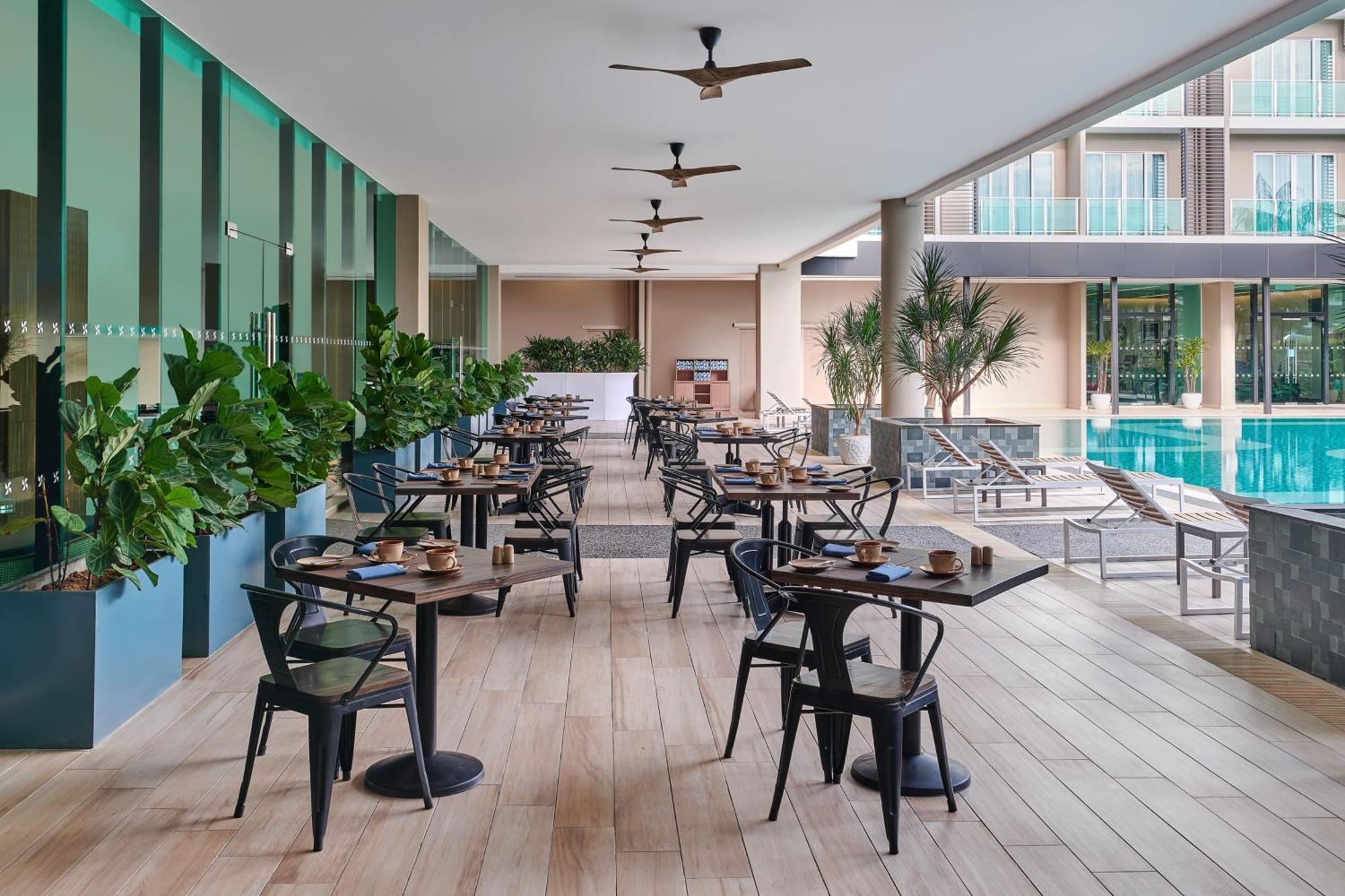 Four Points By Sheraton Desaru Bagian luar foto